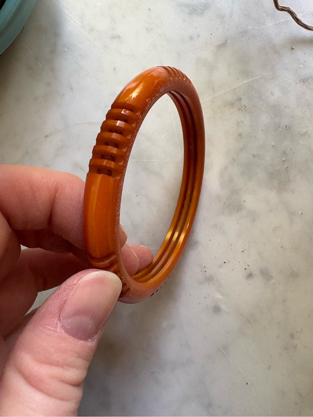 Vtg Carved Bakelite Bangle